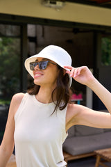 כובע באקט לבן