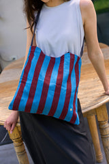 תיק יום יום פסים