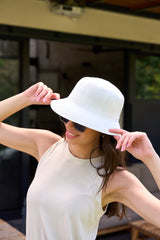 כובע באקט לבן